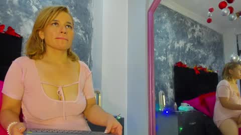 Snapshot of aurorarojas chatting on 01/02/25, 10:26 Aurora Rojas online show from 01/02/25, 10:26