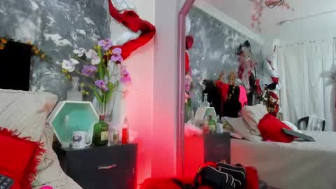 Snapshot of aurorarojas chatting on 02/09/25, 09:37 Aurora Rojas online show from 02/09/25, 09:37