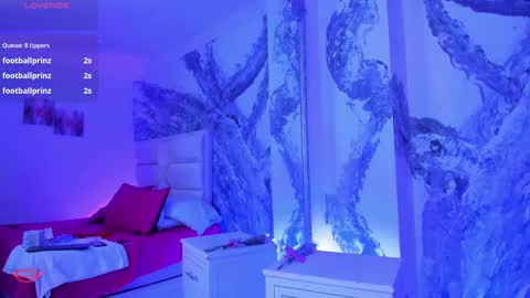 Snapshot of aurorarojas chatting on 03/08/25, 09:18 Aurora Rojas online show from 03/08/25, 09:18