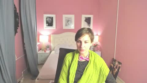 Aurora online show from 03/12/25, 10:17