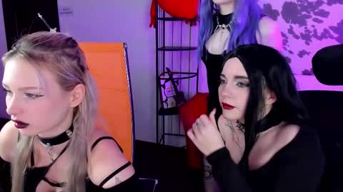 aurorawrenfield online show from 01/10/26, 12:07