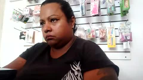 Snapshot of auroraxbbw chatting on 10/08/25, 07:11 Aurora online show from 10/08/25, 07:11