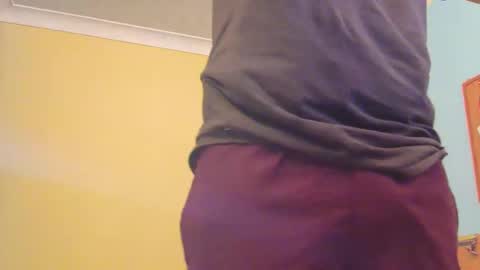 auslad9443 online show from 03/21/26, 01:21