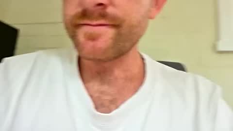 Snapshot of aussie_dadbod90 chatting on 02/19/26, 10:28 aussie_dadbod90 online show from 02/19/26, 10:28