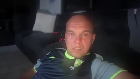 Snapshot of aussieboycal chatting on 02/01/25, 11:21 aussieboycal online show from 02/01/25, 11:21