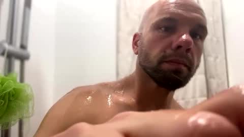 Snapshot of aussieboycal chatting on 02/16/26, 10:44 aussieboycal online show from 02/16/26, 10:44