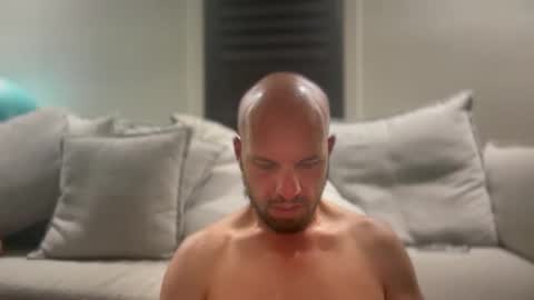 aussieboycal online show from 04/07/26, 12:05