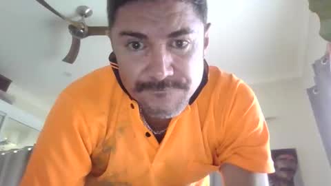 Snapshot of aussiemandon962425 chatting on 12/18/25, 01:11 aussiemandon962425 online show from 12/18/25, 01:11