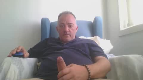 Snapshot of aussiesydguy chatting on 09/20/25, 03:18 chatbateaussie online show from 09/20/25, 03:18