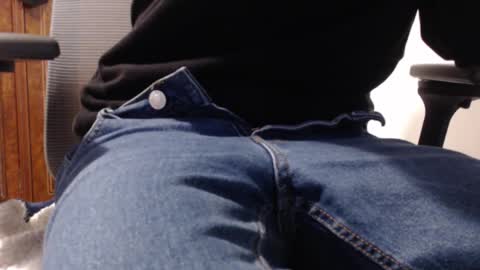 Snapshot of austin_breaker chatting on 02/08/26, 05:38 austin_breaker online show from 02/08/26, 05:38