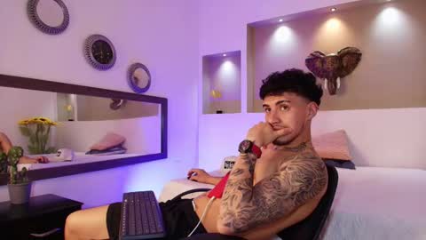 AUSTIN  online show from 01/04/25, 08:49