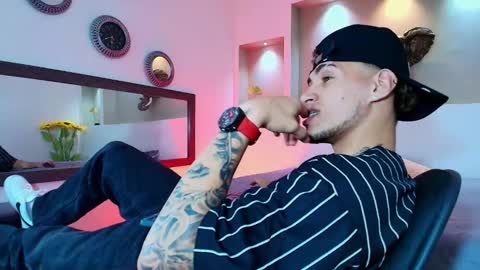 AUSTIN  online show from 01/09/25, 08:13