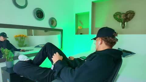 AUSTIN  online show from 01/12/25, 05:03