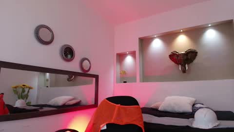 AUSTIN  online show from 01/17/25, 06:47