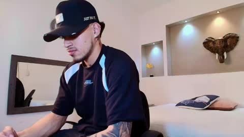 AUSTIN  online show from 01/25/25, 08:21