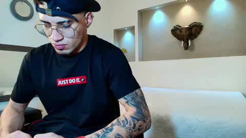 AUSTIN  online show from 02/09/25, 05:29