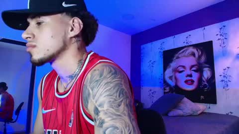 AUSTIN  online show from 03/04/25, 06:04