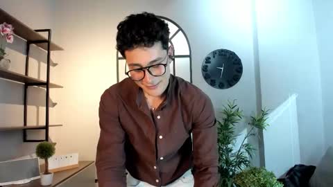 Austin  online show from 10/06/25, 08:39