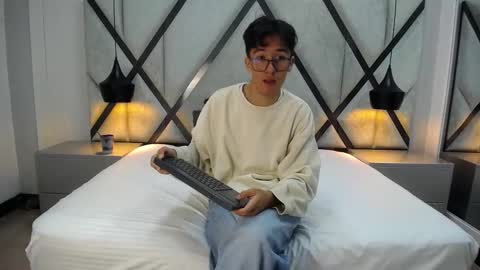 austinreeds online show from 10/11/25, 12:15