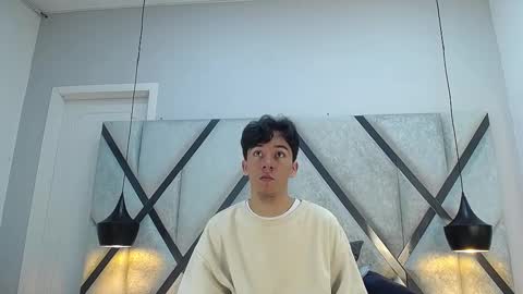 austinreeds online show from 11/19/25, 12:05