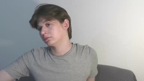 Snapshot of ausxuw chatting on 09/12/25, 06:30 ausxuw online show from 09/12/25, 06:30