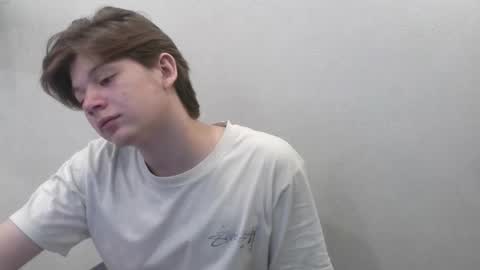 Snapshot of ausxuw chatting on 10/01/25, 05:02 ausxuw online show from 10/01/25, 05:02