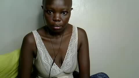 Snapshot of autumnbeagle chatting on 10/19/25, 07:20 autumnbeagle online show from 10/19/25, 07:20