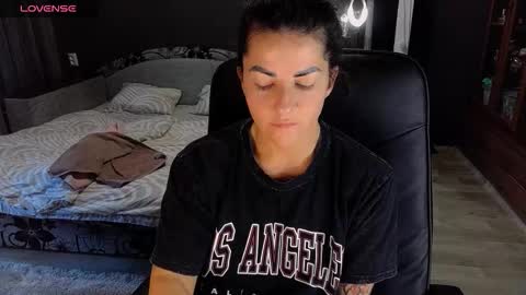 Snapshot of ava__doll chatting on 09/10/25, 12:05 Ava online show from 09/10/25, 12:05