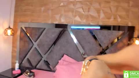 Snapshot of ava_bonny chatting on 09/20/25, 03:51 ava_bonny online show from 09/20/25, 03:51