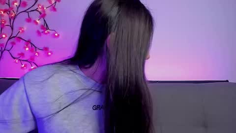              online show from 11/29/25, 02:14