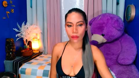 Ava online show from 02/12/25, 11:29