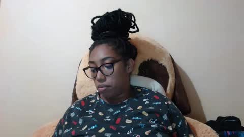 Snapshot of ava_f0xy chatting on 02/27/25, 11:48 Ava Jordana online show from 02/27/25, 11:48