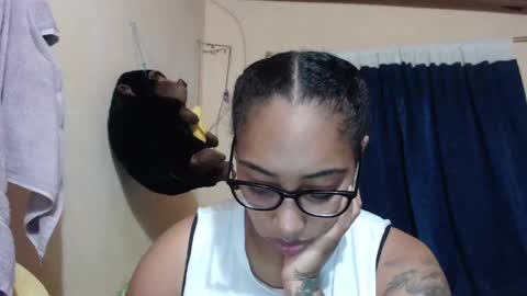 Snapshot of ava_f0xy chatting on 03/07/25, 02:15 Ava Jordana online show from 03/07/25, 02:15