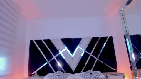 Snapshot of ava_fontana2 chatting on 04/16/26, 10:45 Ava Fontana online show from 04/16/26, 10:45