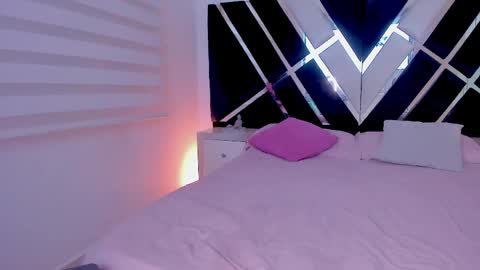 Snapshot of ava_fontana2 chatting on 05/05/26, 11:46 Ava Fontana online show from 05/05/26, 11:46