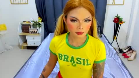 Snapshot of ava_gonz chatting on 06/20/26, 12:30 ava gonz online show from 06/20/26, 12:30