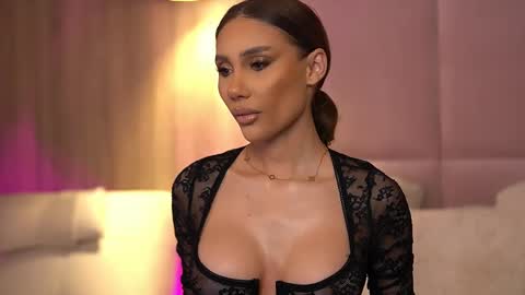 Snapshot of ava_heath chatting on 02/02/25, 11:21 Ava online show from 02/02/25, 11:21