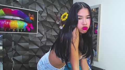 ava online show from 01/09/25, 03:44