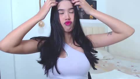 ava online show from 02/21/25, 03:32