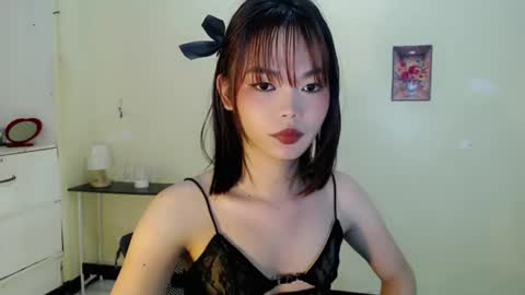 Snapshot of ava_slut24 chatting on 07/10/26, 02:41 Vye online show from 07/10/26, 02:41
