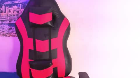 Snapshot of ava_wilde chatting on 10/13/25, 12:54 Ava Wilde online show from 10/13/25, 12:54