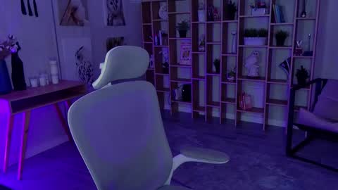 Snapshot of avadaviis chatting on 09/19/25, 10:38 Ava nonude online show from 09/19/25, 10:38