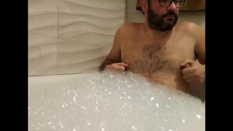 Snapshot of avago chatting on 11/28/25, 06:21 avago online show from 11/28/25, 06:21