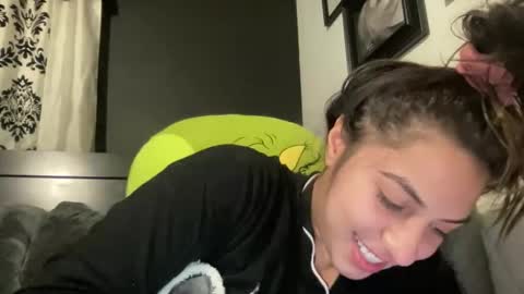 Snapshot of avamonroexo chatting on 12/15/25, 06:50 Ava Monroe online show from 12/15/25, 06:50