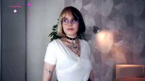 avaobierne online show from 02/06/26, 06:33