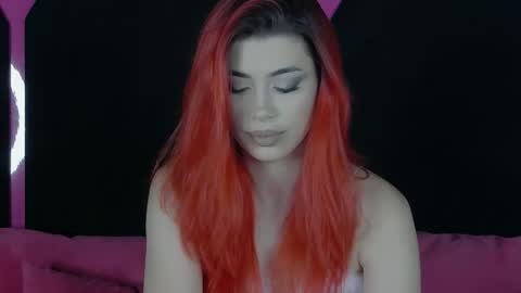 Snapshot of avareina chatting on 10/20/25, 05:46 Ava Reina online show from 10/20/25, 05:46