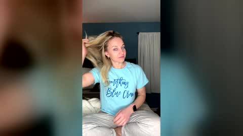 Snapshot of avarosefit chatting on 02/10/26, 02:26 Ava Rose online show from 02/10/26, 02:26