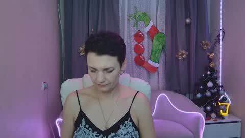 avasaturnian online show from 12/20/25, 08:32