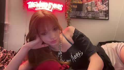 avaxlee online show from 06/06/26, 12:49
