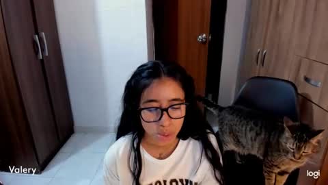 Valery -- online show from 10/24/25, 02:30